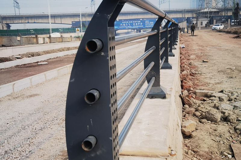 guardrail sa kalsada